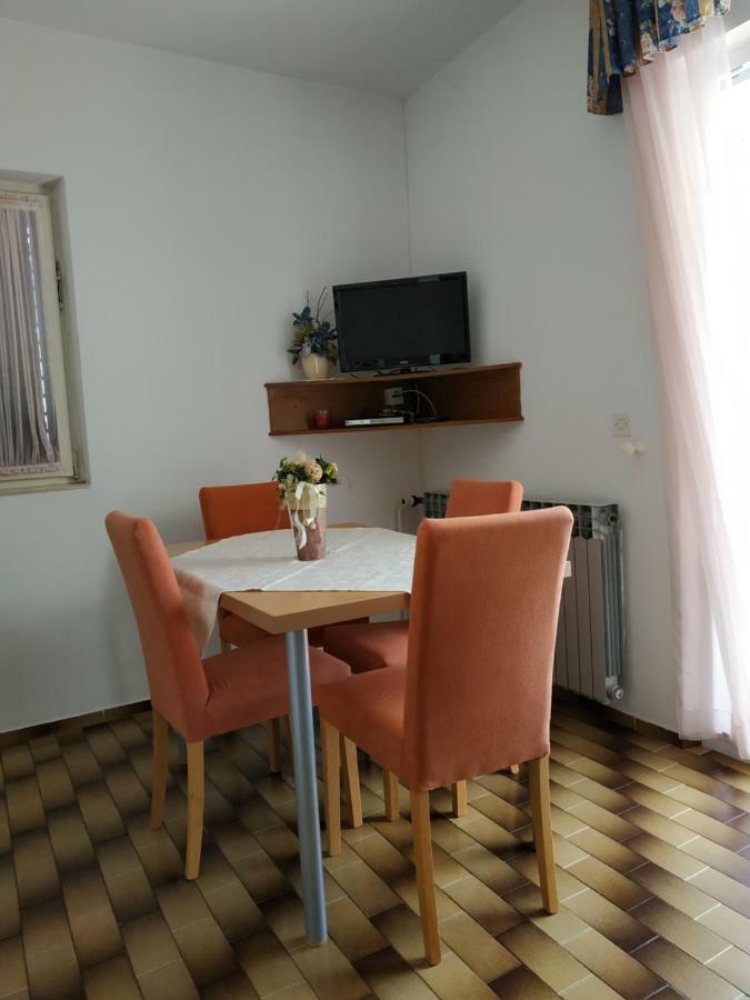 Apartments Merica Новалья Экстерьер фото